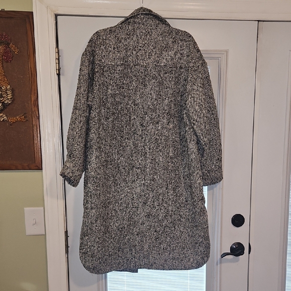 H&M Men's Black and Gray Textured Shirt Jacket - Picture 9 of 9